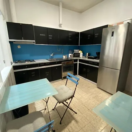 Hostel Barao 35 *